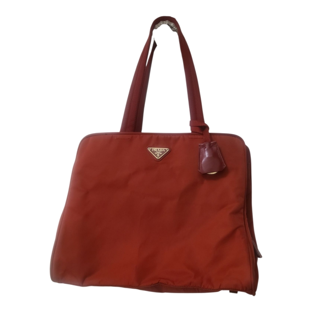 Vintage Tessuto Prada Red Nylon Tote with Structured Design